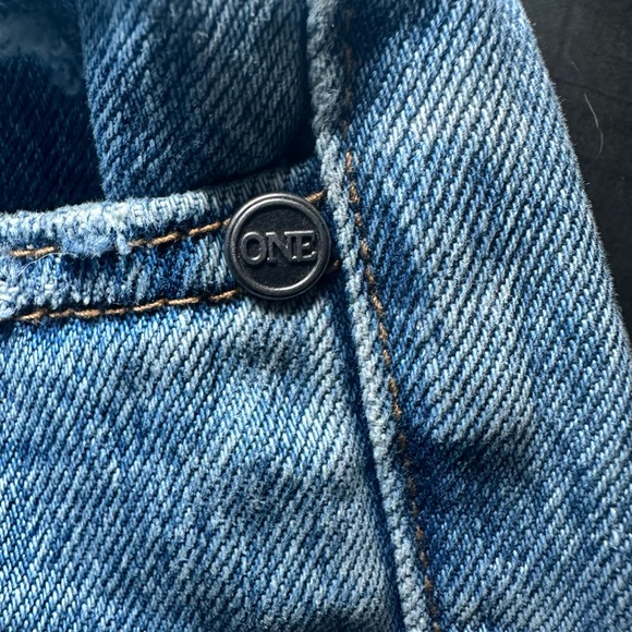 Women’s One Teaspoon Cutoff Trucker Shorts Size 28 - Picture 11 of 12